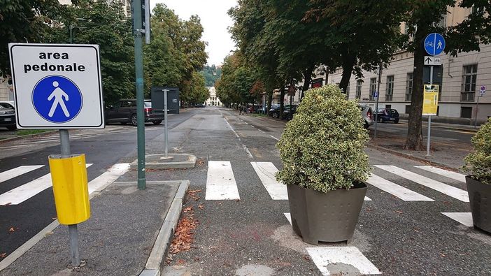 La Circoscrizione 8 guarda alle nuove aree pedonali: attenzione sul traffico vicino a scuole e centri universitari La Circoscrizione 8 guarda alle nuove aree pedonali: attenzione sul traffico vicino a scuole e centri universitari