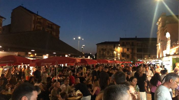 Notte bianca (foto d'archivio)