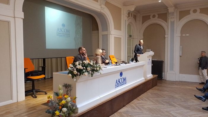 palazzo rey restaurato e alberto cirio