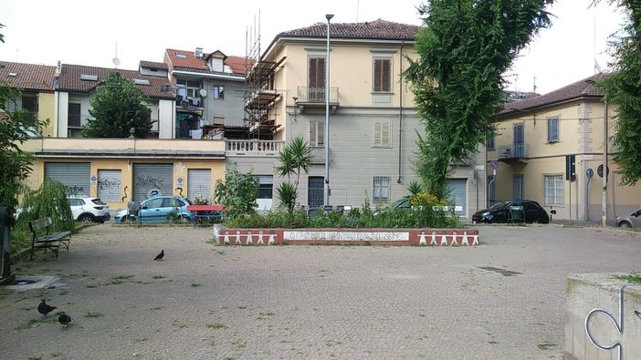 Piazza Moncenisio visione panoramica Piazza Moncenisio visione panoramica