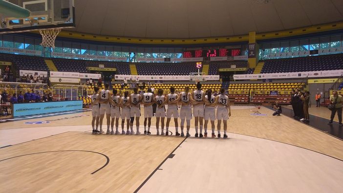 Basket, Pallacanestro Torino: travolta Battipaglia. L'esordio al Ruffini è da sogno Basket, Pallacanestro Torino: travolta Battipaglia. L'esordio al Ruffini è da sogno