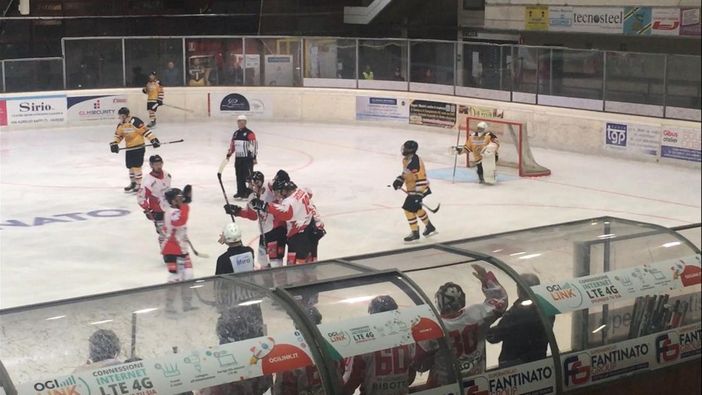 Valpe Hockey: a Varese fatali gli ultimi 12 minuti