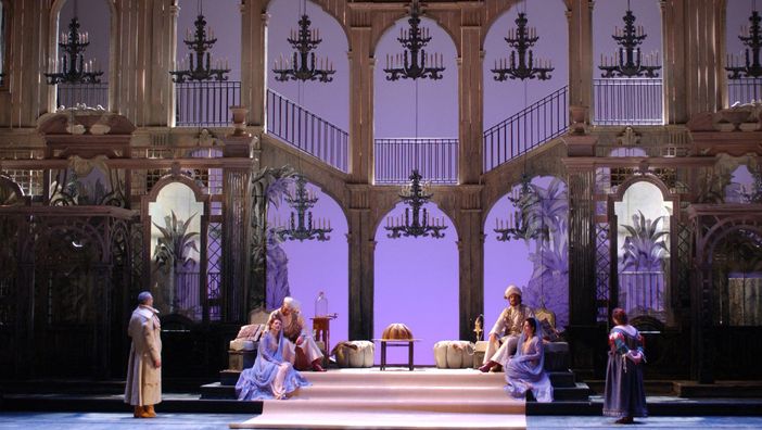 Da Verdi a Puccini, pillole liriche del Teatro Regio per la prima volta proiettate "en plein air" Da Verdi a Puccini, pillole liriche del Teatro Regio per la prima volta proiettate "en plein air"