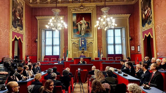 La Sala Rossa chiede la scarcerazione del premio Nobel per la pace Ales Bialiatski La Sala Rossa chiede la scarcerazione del premio Nobel per la pace Ales Bialiatski