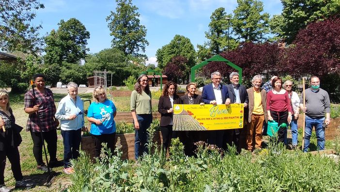 Coldiretti dona un buono per acquistare 100 nuove piantine destinate agli orti e ai giardini di Mirafiori Sud