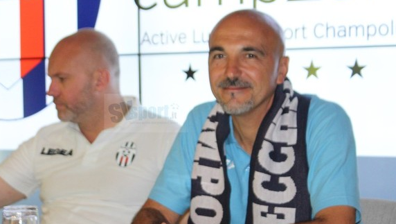 Sandro Siciliano presentato a Champoluc Sandro Siciliano presentato a Champoluc