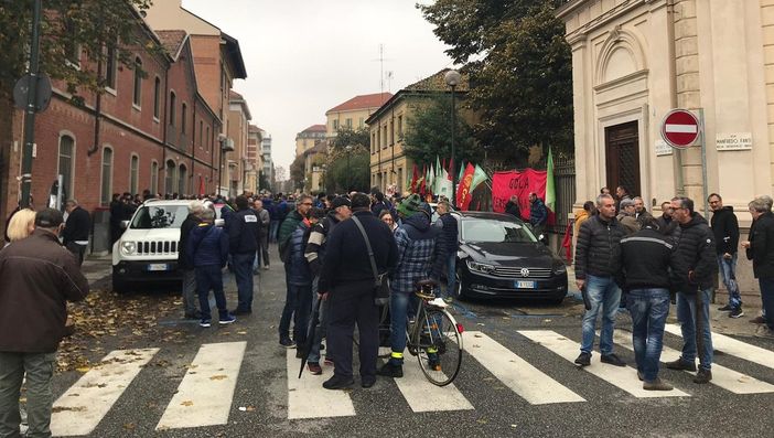 Mahle avvia la procedura di licenziamento per 453 lavoratori degli stabilimenti di Saluzzo e La Loggia