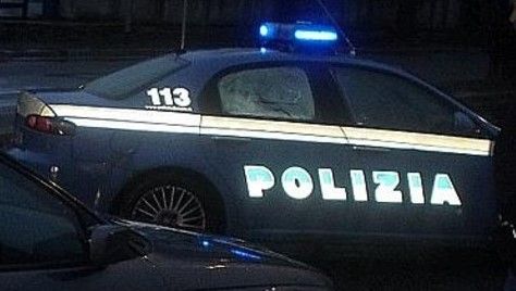 Suocera chiama la polizia e mette fine alle violenze in famiglia del genero Suocera chiama la polizia e mette fine alle violenze in famiglia del genero