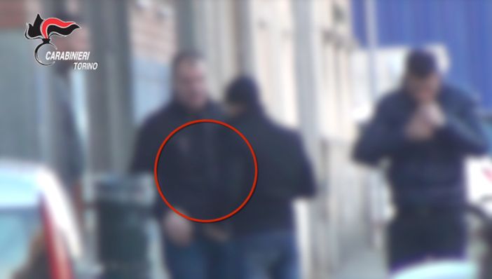 Piazza Santa Giulia centrale dello spaccio: i carabinieri smantellano un'organizzazione di 8 persone [FOTO e VIDEO]