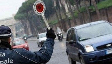 Domenica senza traffico in centro, 47 automobilisti multati