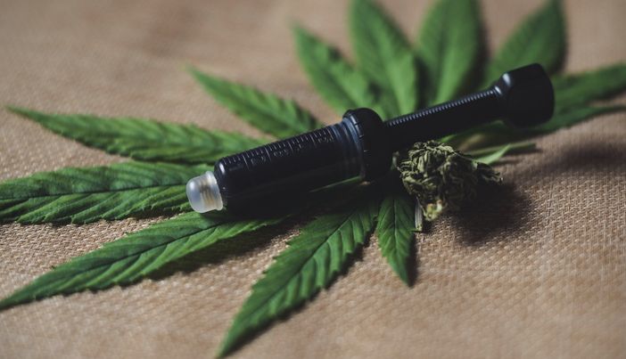 Cannabis legale : comprarla online nasconde delle insidie?