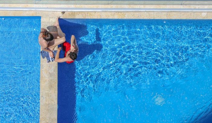 Torino si mette a nudo. Arriva in città la prima oasi naturista per incontri libertini