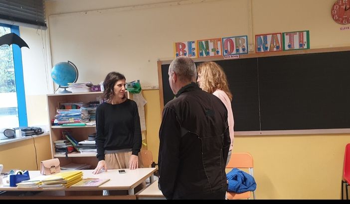 Le scuole di Collegno senza pace, vandali anche al Cattaneo [FOTO]