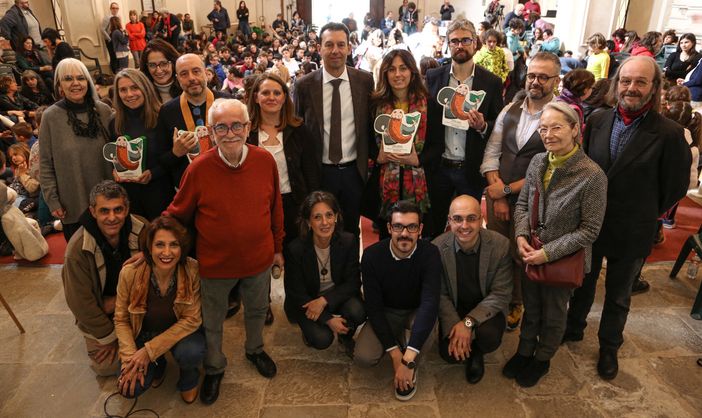 Premiazione della XXII Edizione del Premio Nazionale di Letteratura per ragazzi "Il gigante delle Langhe" a Cortemilia Premiazione della XXII Edizione del Premio Nazionale di Letteratura per ragazzi "Il gigante delle Langhe" a Cortemilia