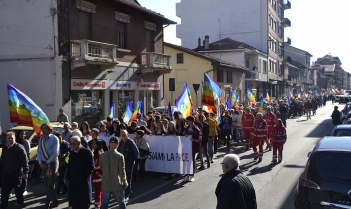 marcia della pace - foto d'archivio marcia della pace - foto d'archivio