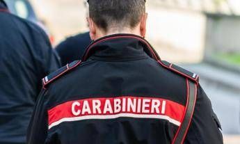 E' sola a Natale, anziana tenta suicidio: salvata da carabinieri a Milano