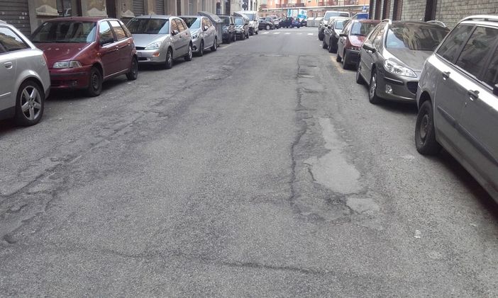 Circoscrizione 4: strade ok, ma restano i soliti disagi a Campidoglio (FOTO) Circoscrizione 4: strade ok, ma restano i soliti disagi a Campidoglio (FOTO)