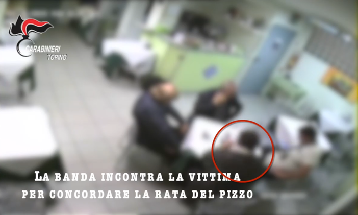 &quot;Dacci i soldi che ci devi, siamo della 'ndrangheta&quot;: incubo finito per un albergatore di Torino