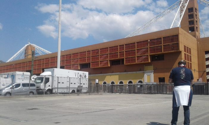 Il ciclone coronavirus si abbatte sul campionato: verso il rinvio di Genoa-Toro, a rischio anche Juve-Napoli di domenica Il ciclone coronavirus si abbatte sul campionato: verso il rinvio di Genoa-Toro, a rischio anche Juve-Napoli di domenica