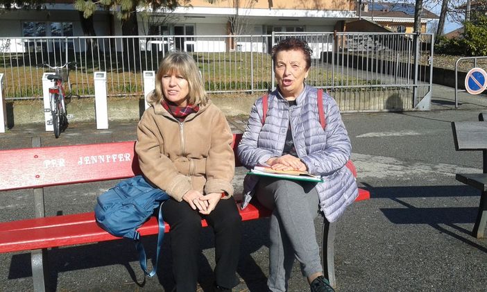 L'assessore alle Politiche Sociali, Annalisa De Col, con la responsabile del centro antiviolenze di Chivasso, Lina Borghesio
