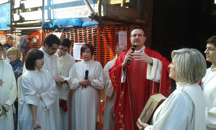 Benedetti i rami d'ulivo nella restaurata chiesa di San Giovanni  e Marta a Chivasso