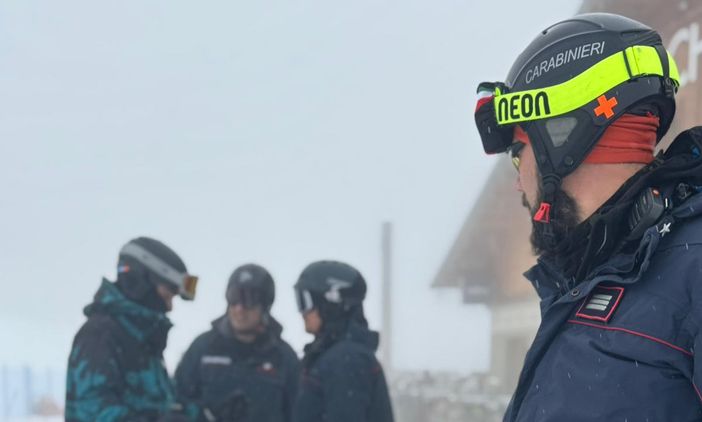Senza casco in pista a Sestriere e Bardonecchia: pioggia di sanzioni nel weekend