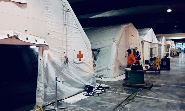 Il "Covid hospital" di Torino Esposizioni si ricicla come centro vaccinale Il "Covid hospital" di Torino Esposizioni si ricicla come centro vaccinale