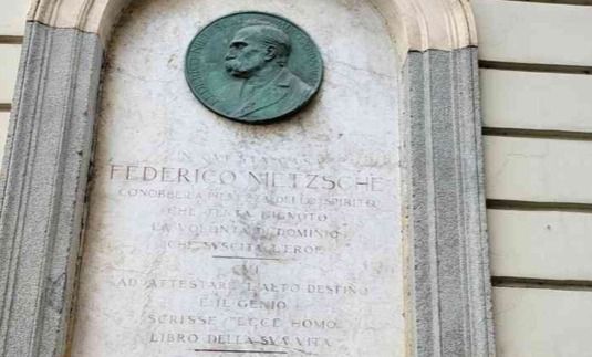 targa Nietzsche targa Nietzsche
