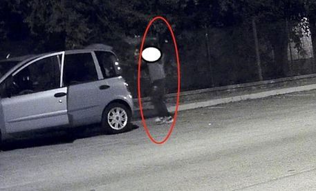 furbetto dei rifiuti strada vignotto furbetto dei rifiuti strada vignotto