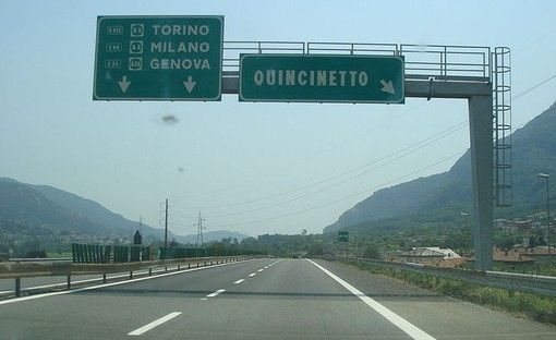 Permane l'allerta gialla nel torinese, riaperta l'autostrada per Aosta