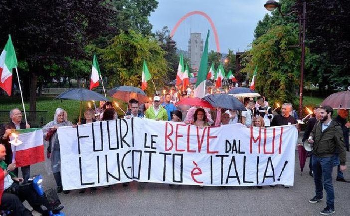 Borghezio: "Estirpare immediatamente il bubbone ex Moi di Torino"