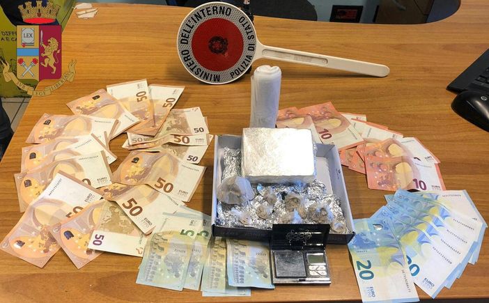 Controlli di polizia in Barriera di Milano: 5 arrestati