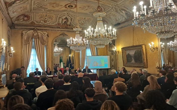 Una immagine dell'incontro avvenuto in Prefettura