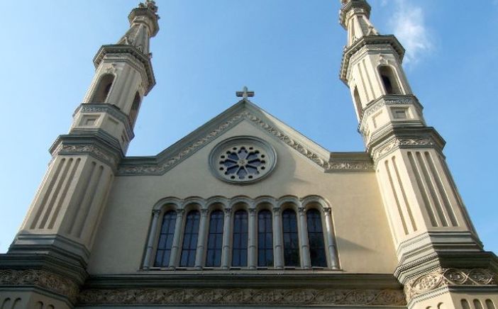 Il 17 maggio una serata contro l'omobitransfobia al Tempio Valedese