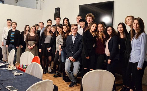 Il Curie di Grugliasco chiama Appendino e Instagram finisce in pizzeria