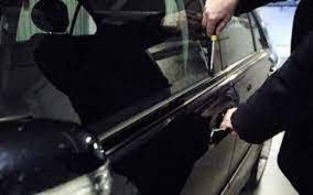 Topo d'auto di "professione" arrestato in zona Aurora Topo d'auto di "professione" arrestato in zona Aurora