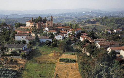 Regalatevi un week-end per scoprire i segreti della Barbera d'Asti Docg Superiore e le sue stupende colline