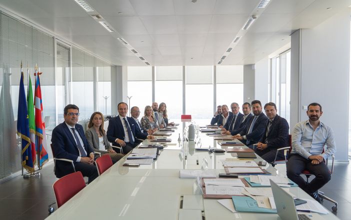 Prima riunione della nuova Giunta regionale al Grattacielo Prima riunione della nuova Giunta regionale al Grattacielo