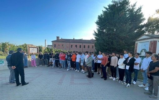 L'assessore Icardi con la preside Germini per l'apertura dell'anno scolastico nella sede albese dell'Istituto "Umberto I" di Alba L'assessore Icardi con la preside Germini per l'apertura dell'anno scolastico nella sede albese dell'Istituto "Umberto I" di Alba