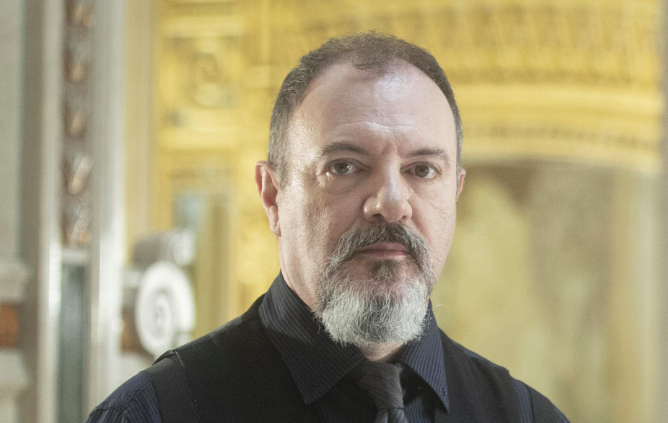 Carlo Lucarelli spiega come raccontare il male: l'incontro con il pubblico torinese allo IAAD Carlo Lucarelli spiega come raccontare il male: l'incontro con il pubblico torinese allo IAAD