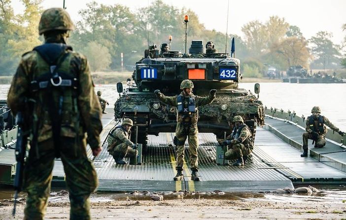 La NATO vuole dislocare 300mila uomini sul versante orientale