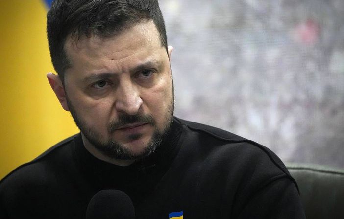 Economist intervista Zelensky e ne presenta un’immagine negativa e sfavorevole