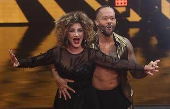 Ballando con le Stelle, la bufera sui giudizi a Marcella Bella arriva in Parlamento