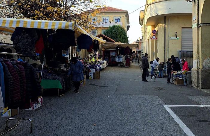 Cavour rinvia l’asfalto in centro dopo ‘Tuttomele’