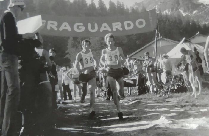 Da sinistra Roby e Renè Jallà a una Tre Rifugi di 40 anni fa, con partenza dal Rifugio Barbara di Bobbio Pellice Da sinistra Roby e Renè Jallà a una Tre Rifugi di 40 anni fa, con partenza dal Rifugio Barbara di Bobbio Pellice