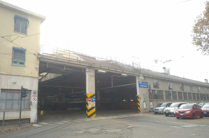 ""Batterie esauste rimosse dai bus GTT abbandonate in deposito": la denuncia di Catizone (Lega)