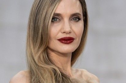 Sabato e domenica &quot;Mettiamoci le Tette&quot; in campo contro il cancro al seno: a Torino sportello informativo sul gene &quot;Angelina Jolie&quot;