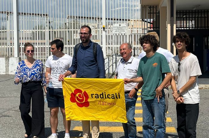 Carcere di Torino, i Radicali Italiani: "Situazione drammatica e di alta tensione, i detenuti mantengano la calma"