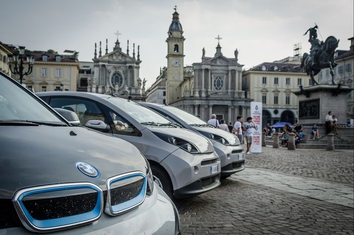 Dalle Langhe a Torino: il 9 ottobre partirà la terza edizione del tour riservato ai veicoli elettrici