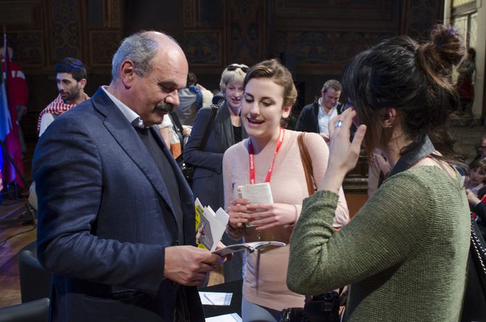 Il Piemonte trionfa al Mipim di Cannes: Oscar Farinetti vince con il Fico Eataly World